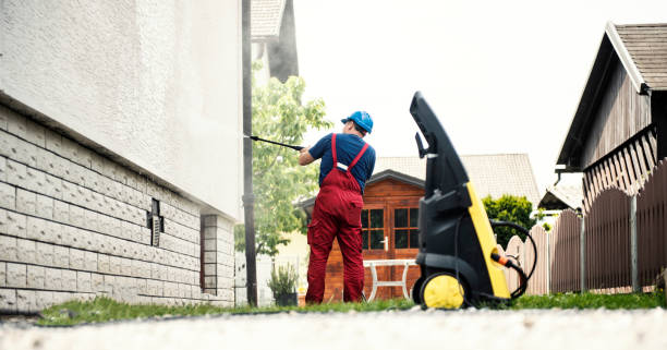 Animal Enclosure Cleaning in Firebaugh, CA